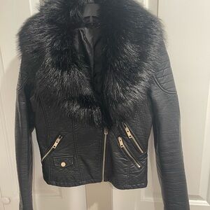 Akira Black Faux Fur Collar Jacket M